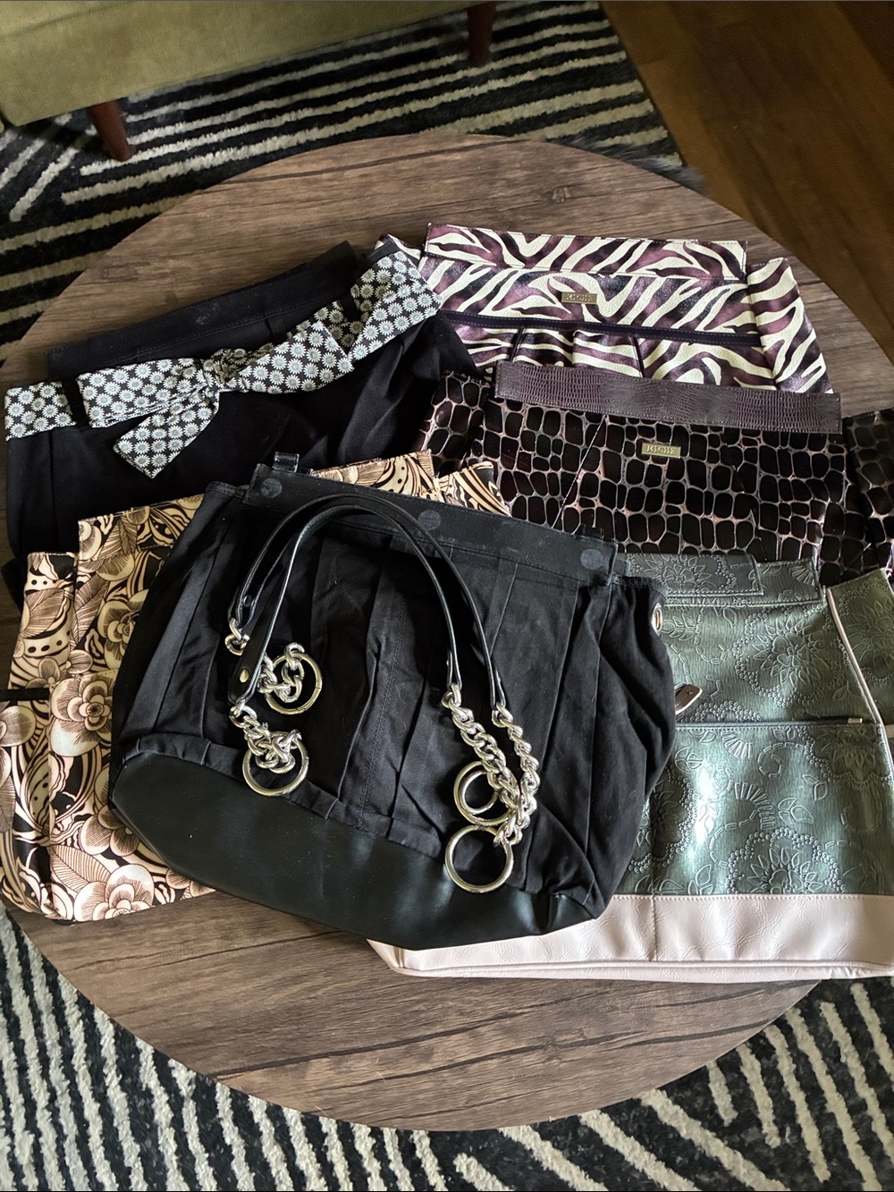 Miche Bundle of Bags - 1 Insert and 5 Shells